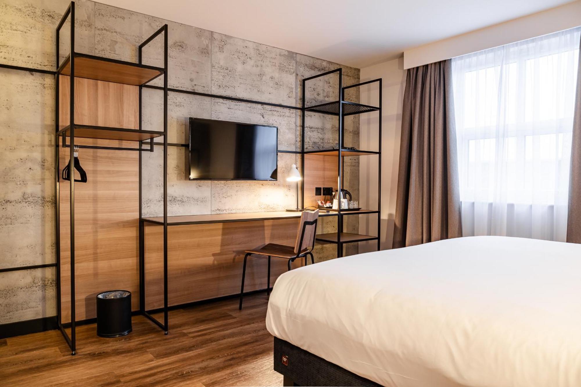 Ibis Coleraine Riverside Exterior foto
